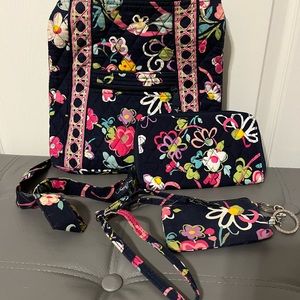 Adorable Vera Bradley cross body, wallet, lanyard and change/id Holder